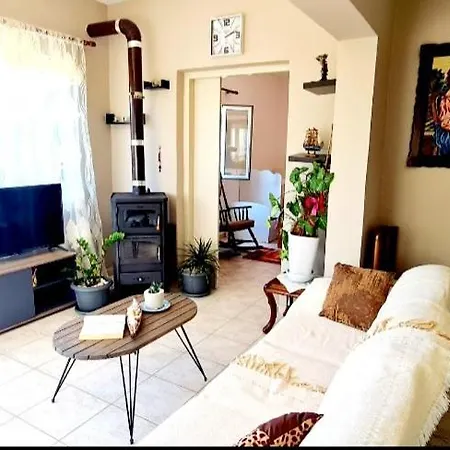 בית נופש Kedrodasos House אלאפוניסי